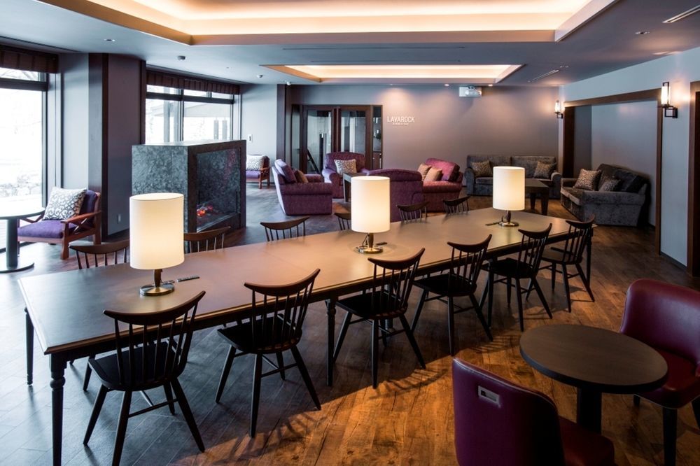 Courtyard By Marriott Hakuba Hotell Eksteriør bilde