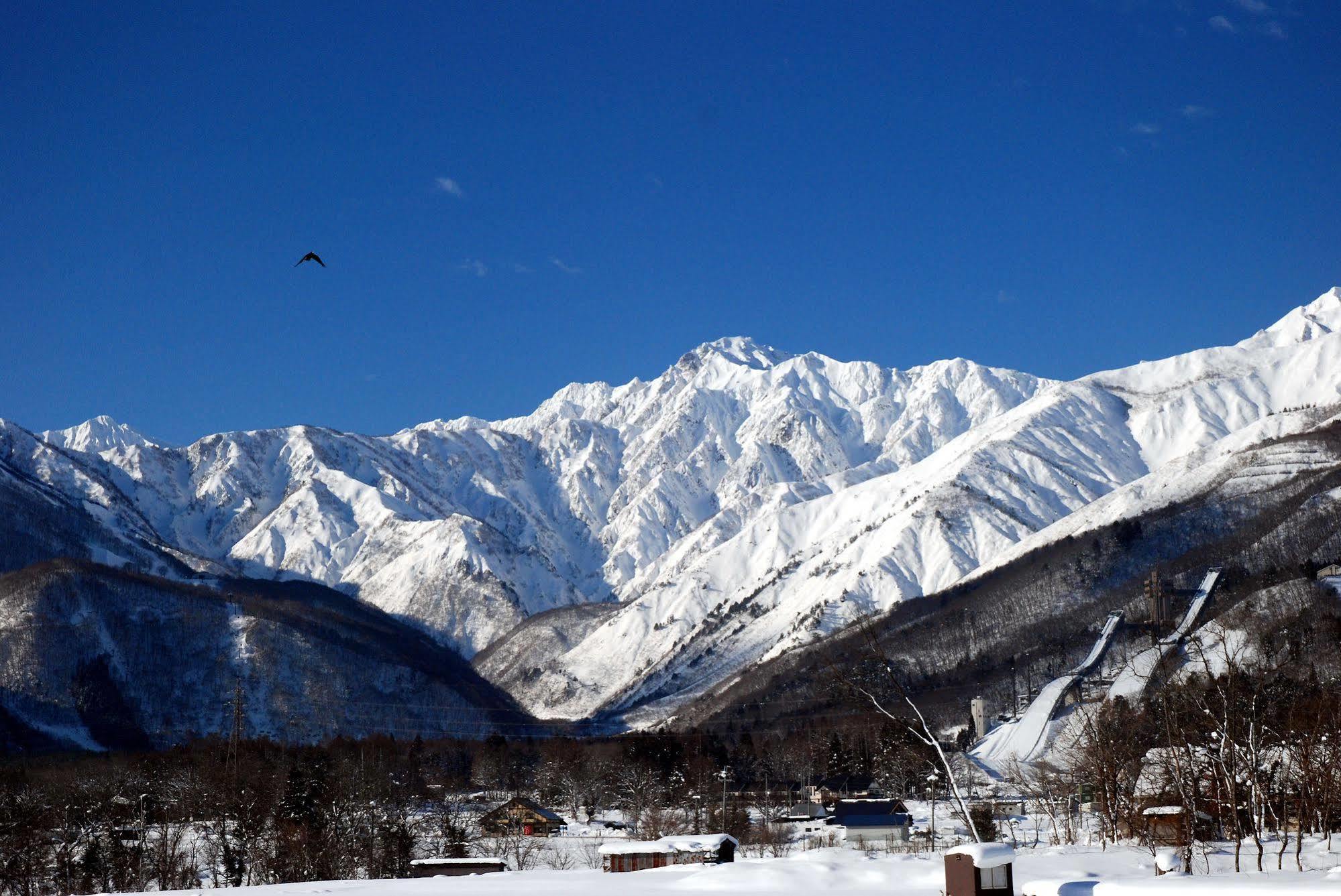 Courtyard By Marriott Hakuba Hotell Eksteriør bilde